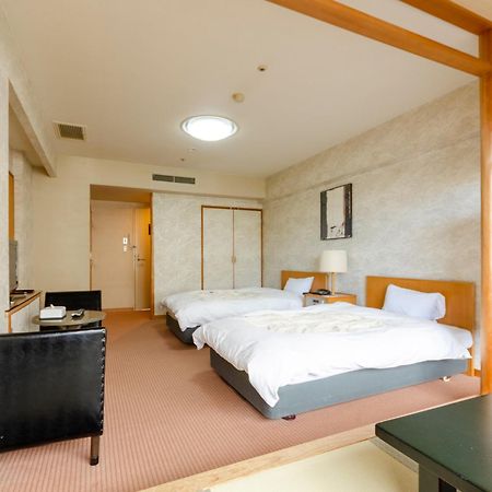 Hotel Ravie Kawaryo Ito  Bagian luar foto