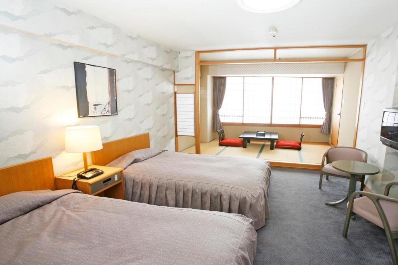 Hotel Ravie Kawaryo Ito  Bagian luar foto